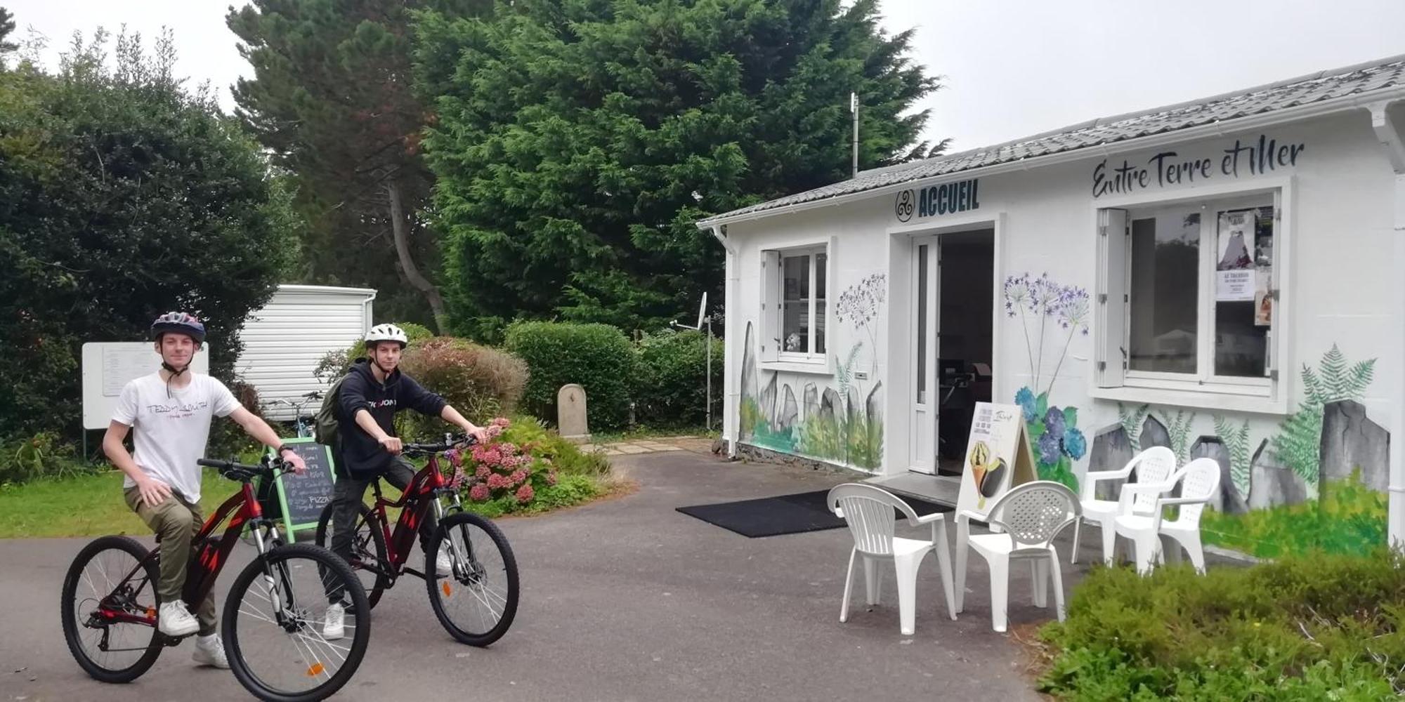 Camping Des Pierres Debout Névez エクステリア 写真